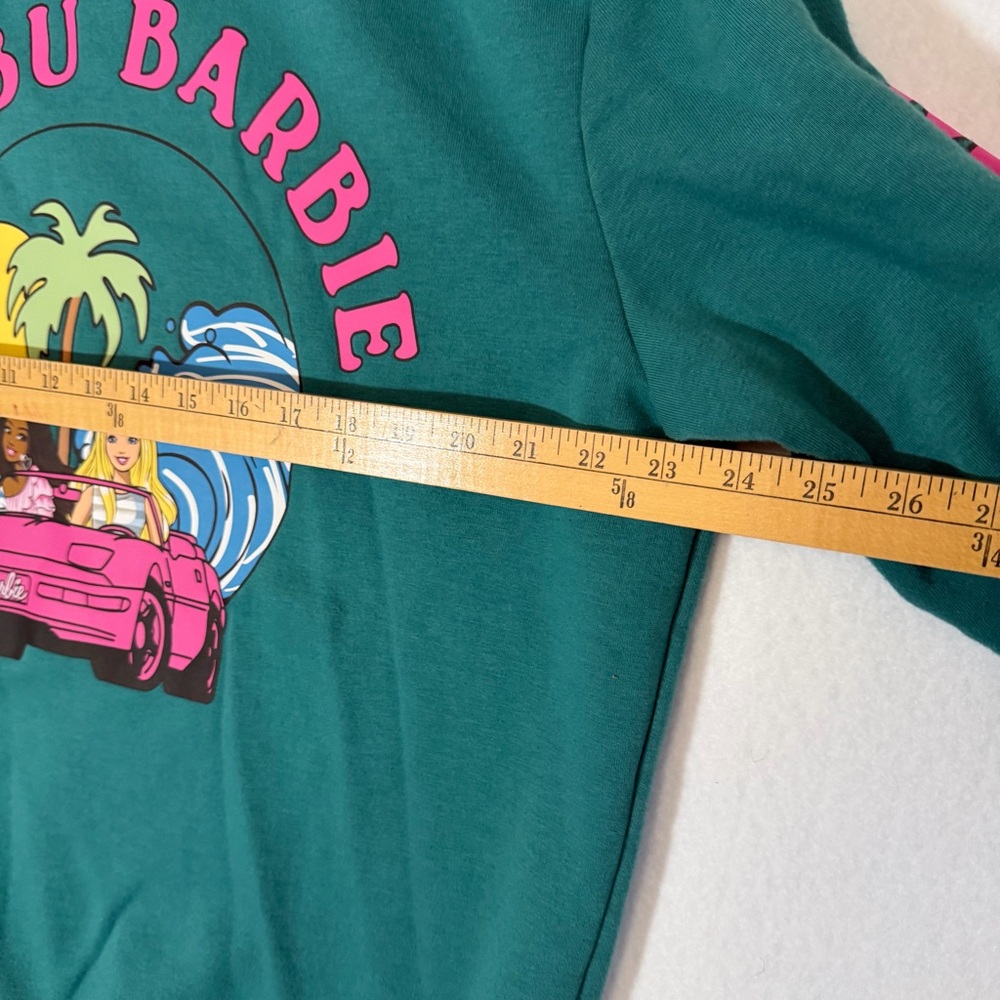 Malibu Barbie and Friend Crewneck Sweatshirt - Picture 9 of 11